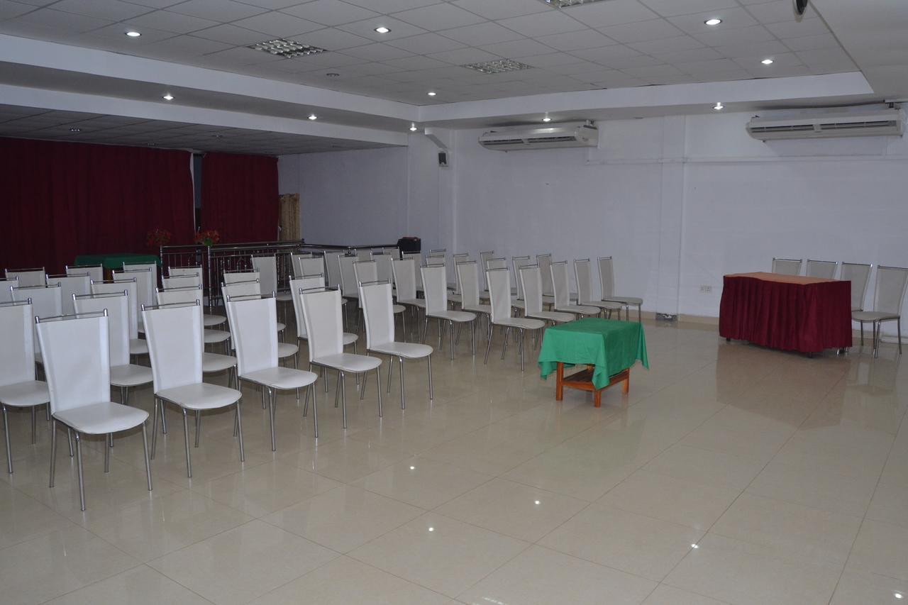Gnaanams Hotel And Restaurant Dżafna Zewnętrze zdjęcie