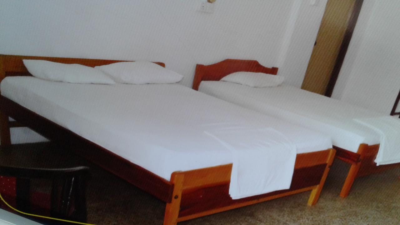 Gnaanams Hotel And Restaurant Dżafna Zewnętrze zdjęcie