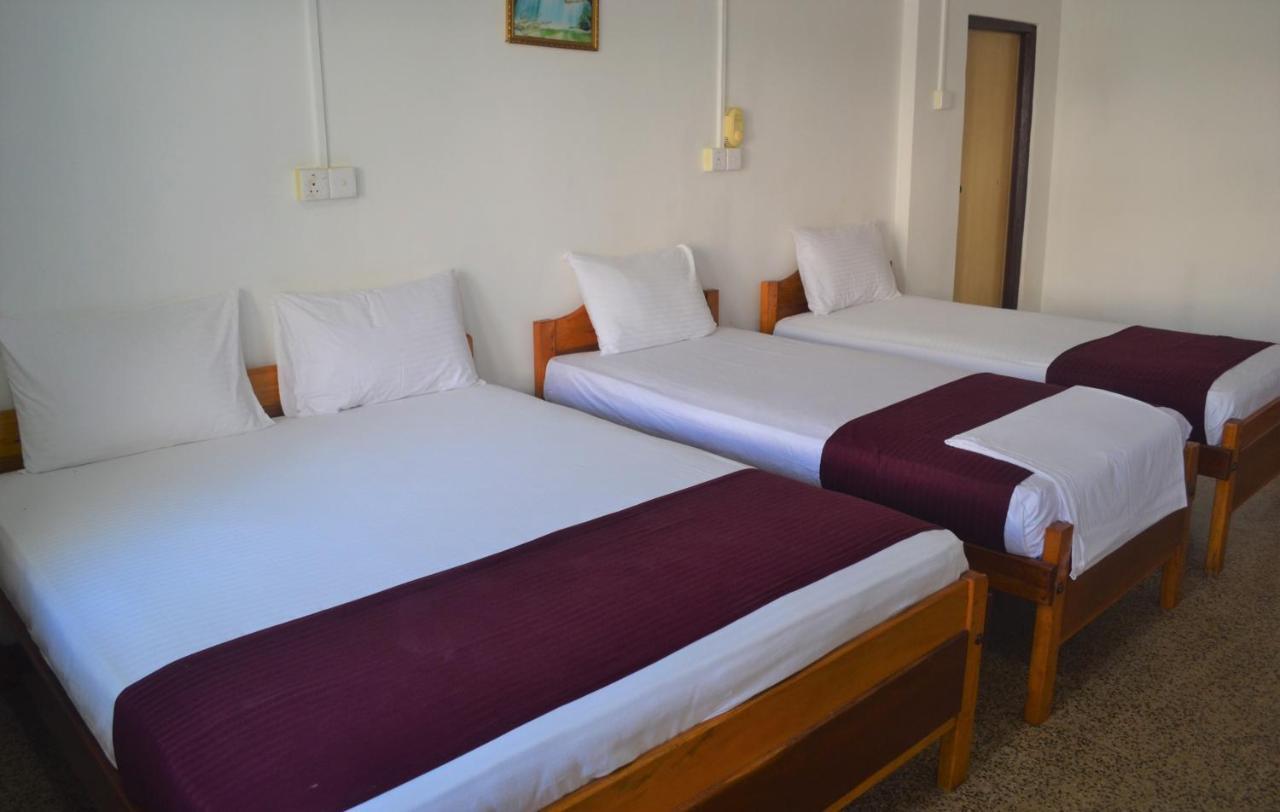 Gnaanams Hotel And Restaurant Dżafna Zewnętrze zdjęcie